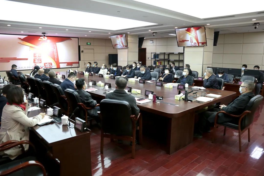 市水务局党组理论学习中心组召开专题学习会议 全面深入学习贯彻党的二十大精神